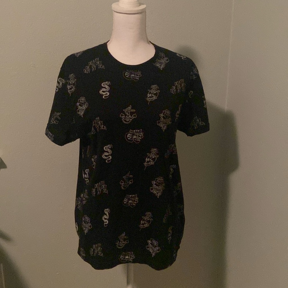 Black Shirt With White Designs